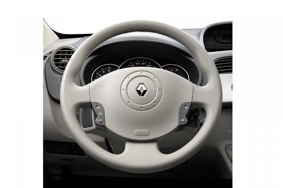  Renault Kangoo 2008 года  (фото 33 из 59)